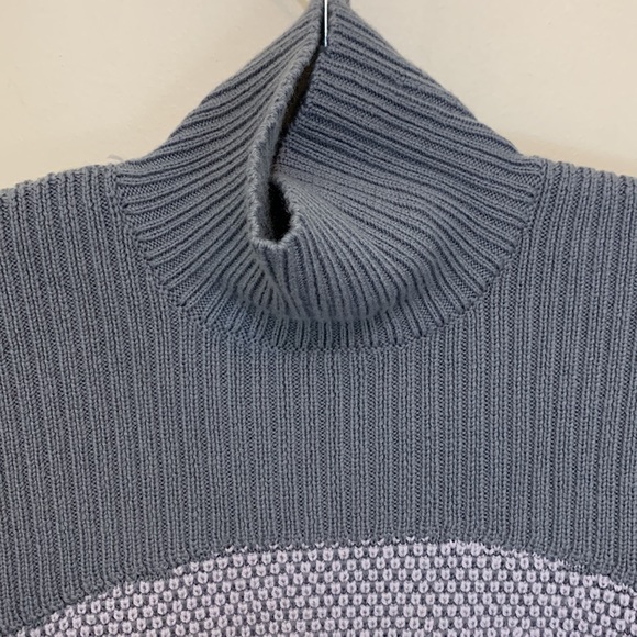 Lululemon sweater - Picture 14 of 16